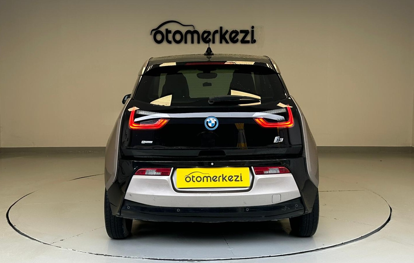 BMW i3 18